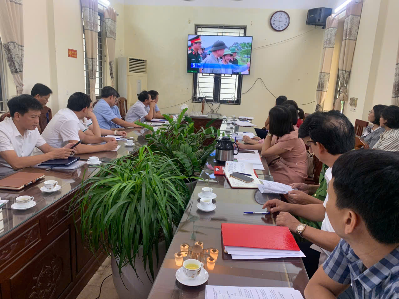 Ban Chỉ đạo Phòng thủ dân sự phường Vị Khê tham dự Hội nghị trực tuyến Phiên họp Ban Chỉ đạo Phòng thủ dân sự quốc gia lần thứ nhất về công tác phòng, chống thiên tai và tìm kiếm cứu nạn năm 2025